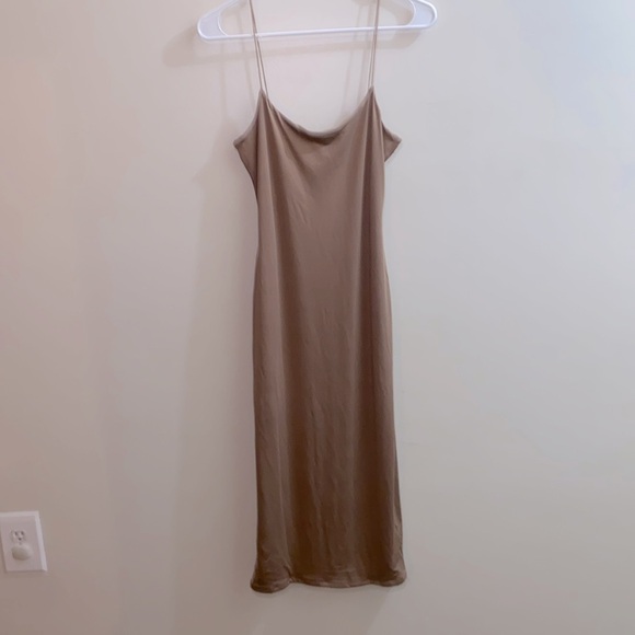 Fashion Nova Bouncing Back Dress, Sz. Med - Picture 3 of 5